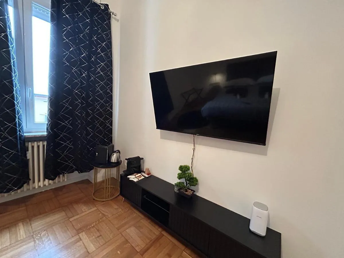 Apartment Room With Free Parking 5 Minutes Walk From Arena Verona